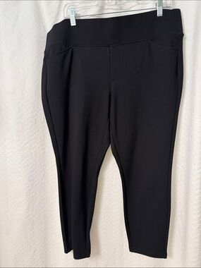 torrid Black Pull-On Ponte Ankle Pants